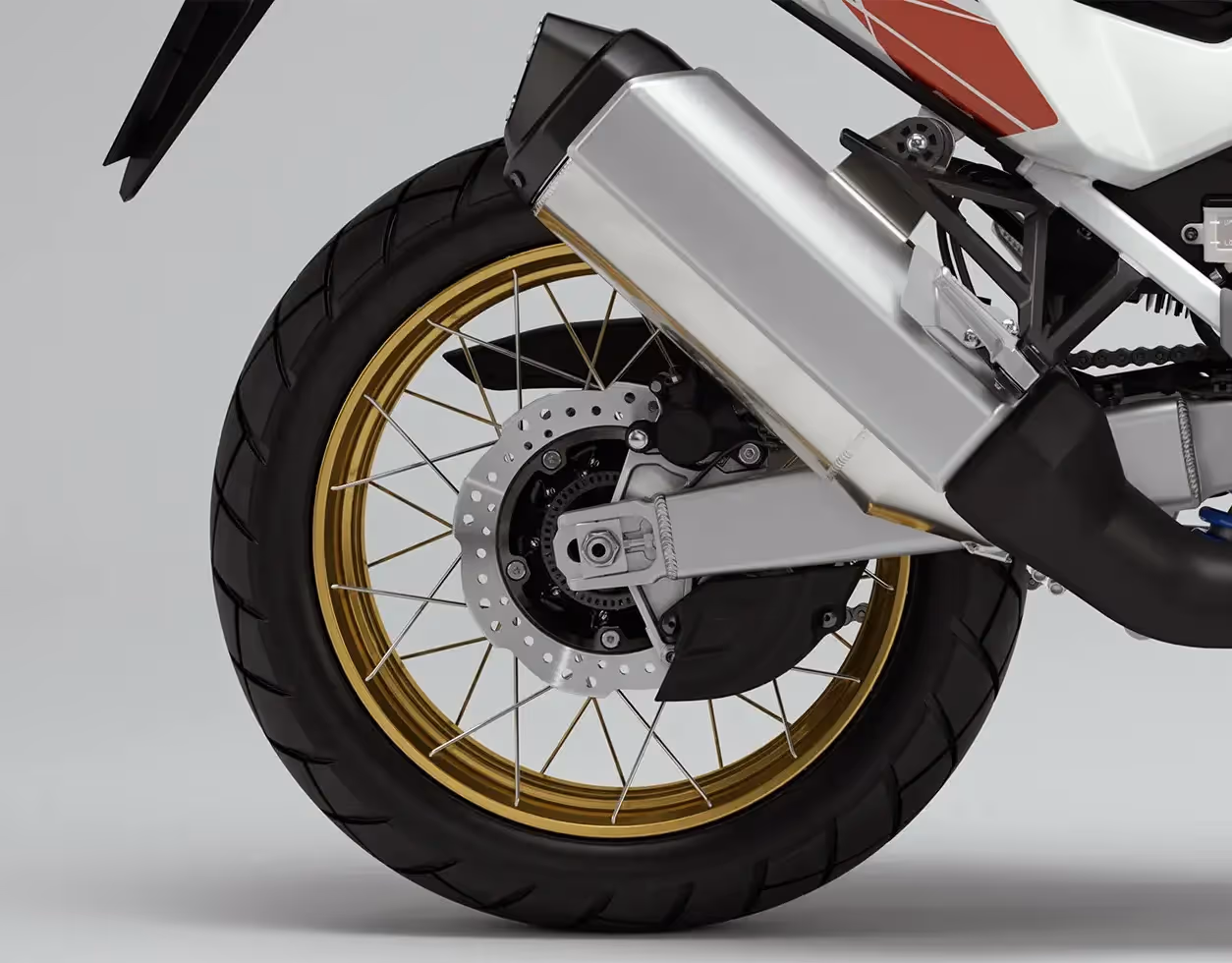 Freios traseiros da CRF 1100L Africa Twin Adventure Sports ES branco perolizado