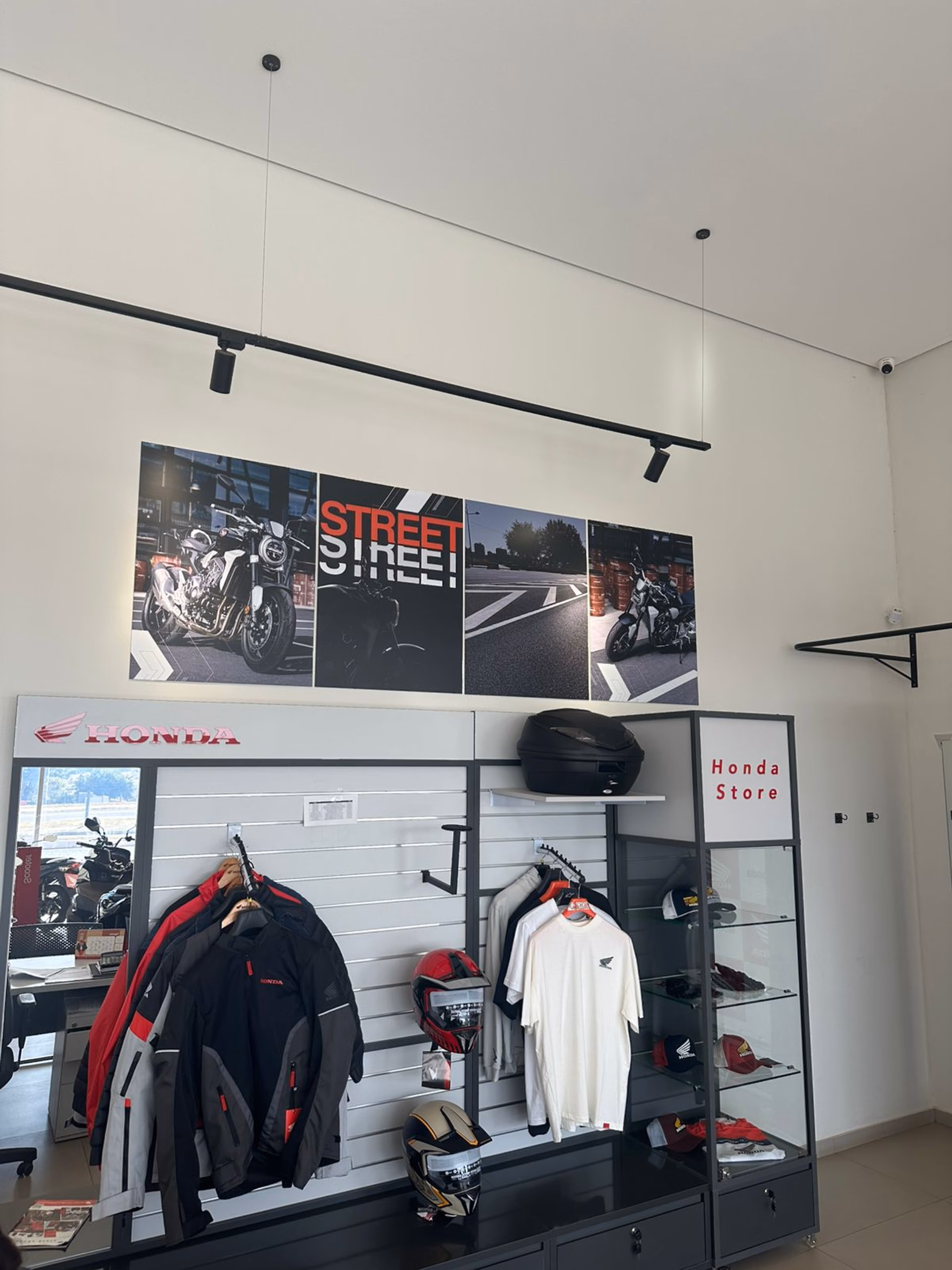 Store Mothonda - 17 de 19