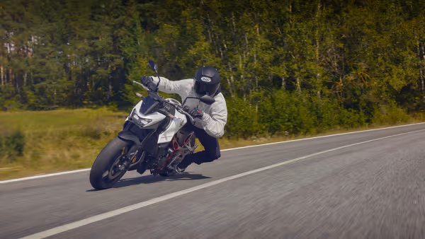 Moto Hornet 750 Galeria de Fotos - 10 de 20