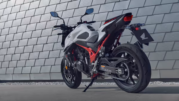 Moto Hornet 750 Galeria de Fotos - 16 de 20