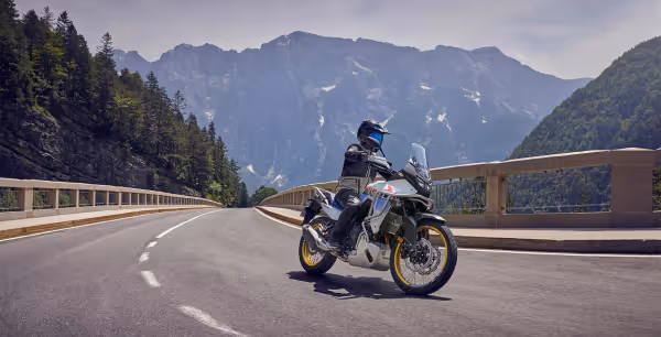 Moto XL 750 Translap Galeria de Fotos - 7 de 19